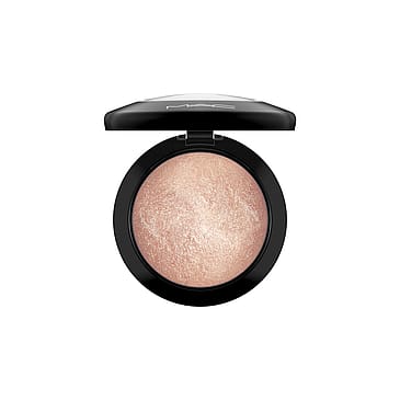 MAC Mineralize Skinfinish Soft And Gentle